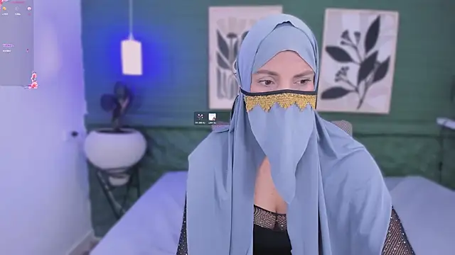 Snapshot of hanna_anbar chatting on 7, 7, 2026 hanna anbar online show from 7, 7, 2026