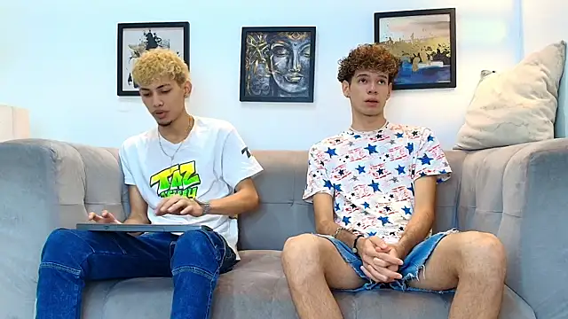 Snapshot of Hot_skinny_guys chatting on 9, 6, 2026 Hot skinny guys online show from 9, 6, 2026
