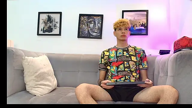 Snapshot of Hot_skinny_guys chatting on 17, 6, 2026 Hot skinny guys online show from 17, 6, 2026