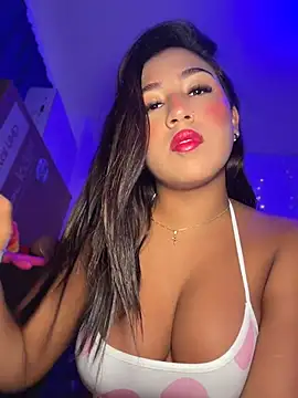 LunaStar VIP online show from 2, 7, 2026