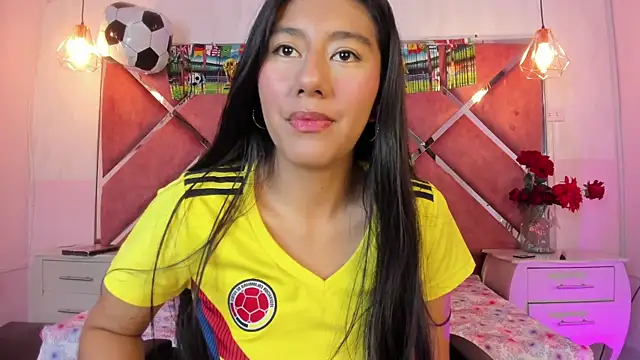 Carla Alvez online show from 23, 6, 2026
