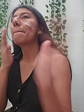 Carla Alvez online show from 25, 7, 2026