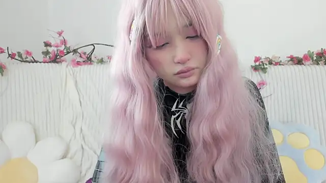 Snapshot of mimi_cutee chatting on 23, 7, 2026 mimi cutee online show from 23, 7, 2026