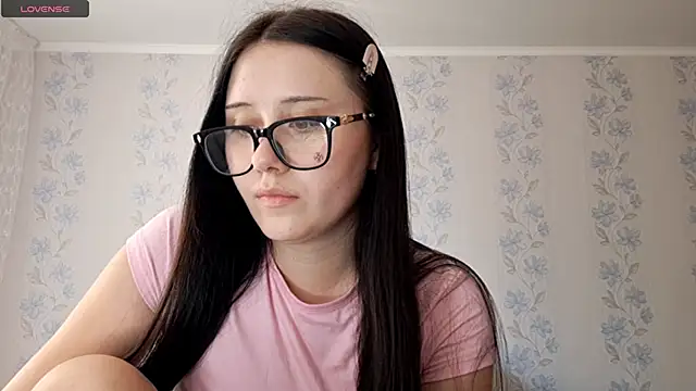 Snapshot of altcutie chatting on 17, 6, 2026 altcutie online show from 17, 6, 2026
