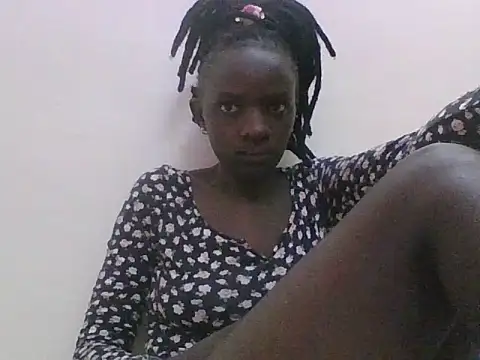 Snapshot of ebonypetite2 chatting on 24, 6, 2026 ebonypetite2 online show from 24, 6, 2026