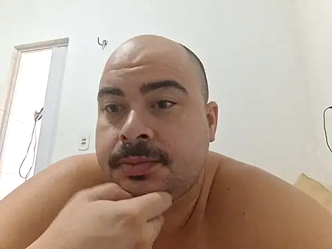 Snapshot of casal_jj23 chatting on 9, 6, 2026 casal jj23 online show from 9, 6, 2026