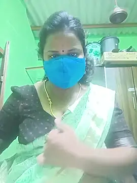 Snapshot of Tamil_Aathira_sri chatting on 13, 7, 2026 Tamil Aathira sri online show from 13, 7, 2026