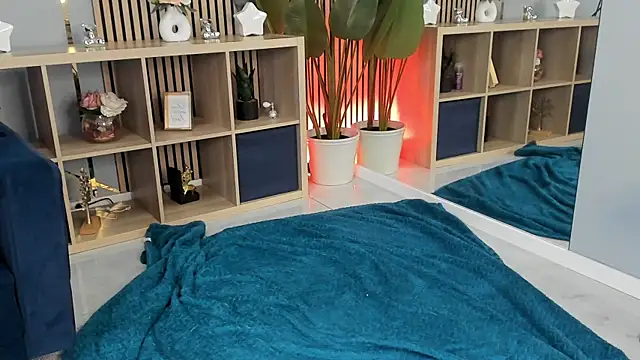 Boobzillaa online show from 13, 7, 2026