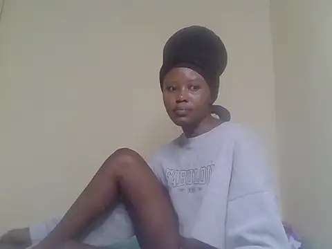 cute bee online show from 13, 7, 2026