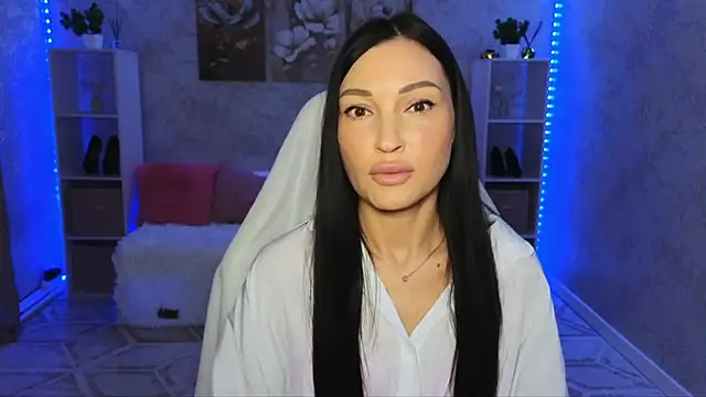 NikoleMills online show from 21, 7, 2026