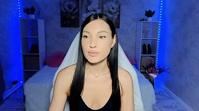 NikoleMills online show from 18, 6, 2026