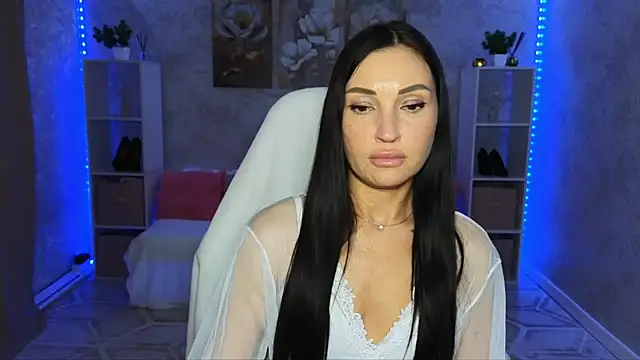 NikoleMills online show from 27, 7, 2026