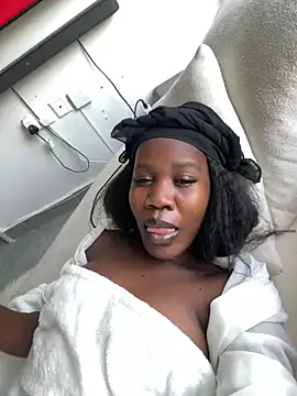 Sweet-Sandrah online show from 12, 6, 2026