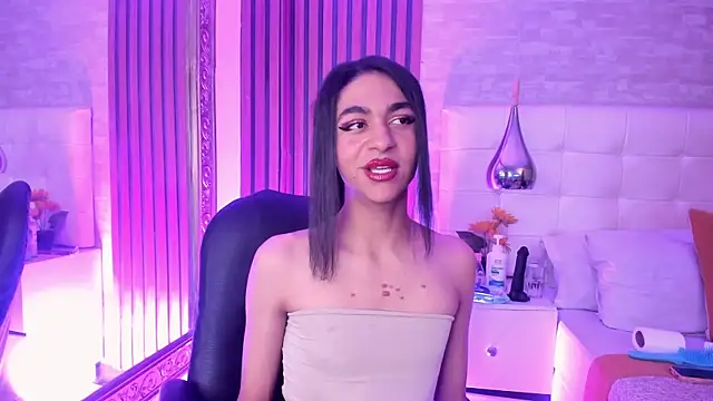 KyleeSmiith online show from 19, 7, 2026
