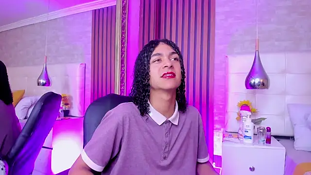 KyleeSmiith online show from 10, 7, 2026