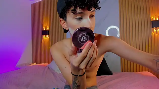 im ethan  online show from 5, 7, 2026