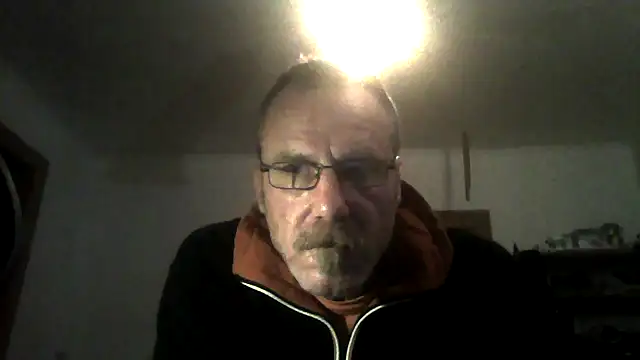 Snapshot of Greg0ri73 chatting on 10, 6, 2026 Greg0ri73 online show from 10, 6, 2026