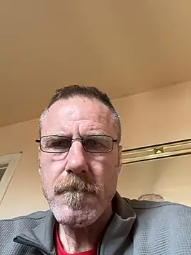 Snapshot of Greg0ri73 chatting on 10, 6, 2026 Greg0ri73 online show from 10, 6, 2026