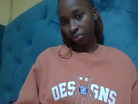 Lovey doveyy online show from 24, 6, 2026