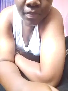 Snapshot of Pretty_Mamah17 chatting on 11, 6, 2026 Pretty Mamah17 online show from 11, 6, 2026
