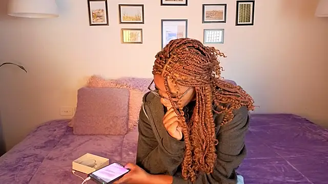 Snapshot of Victoria-Jacksonn chatting on 2, 7, 2026 Victoria-Jacksonn online show from 2, 7, 2026