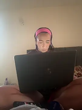 Snapshot of Amber_Morgan_1 chatting on 12, 6, 2026 Amber Morgan 1 online show from 12, 6, 2026