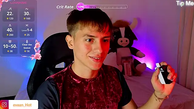 Snapshot of Evaan_Hot chatting on 31, 7, 2026 Evaan Hot online show from 31, 7, 2026