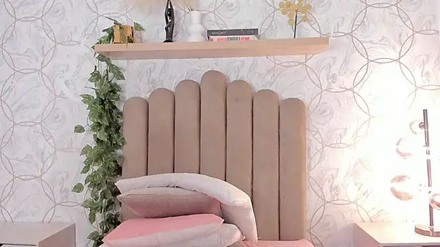 huge boobs ebony  online show from 16, 6, 2026