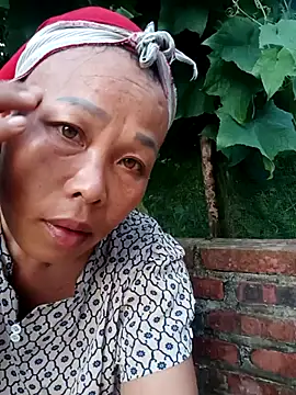 Snapshot of Chin-ni chatting on 14, 7, 2026 Chin-ni online show from 14, 7, 2026