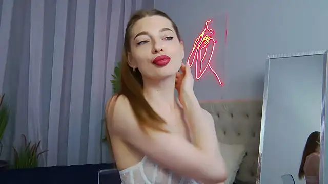 NicolSkye online show from 15, 6, 2026
