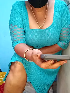 Snapshot of tamil_sarah chatting on 12, 7, 2026 tamil sarah online show from 12, 7, 2026