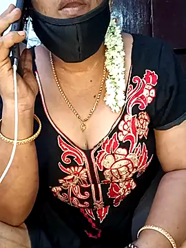 Snapshot of tamil_sarah chatting on 18, 7, 2026 tamil sarah online show from 18, 7, 2026