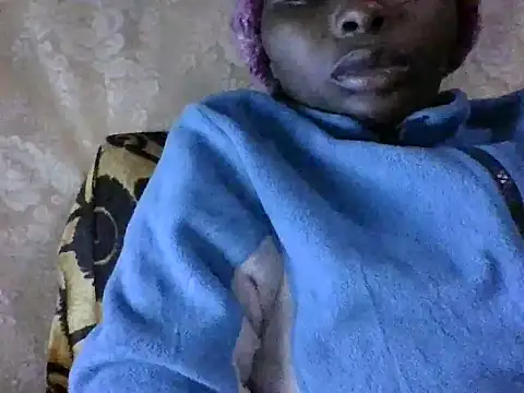 Snapshot of lucyswee chatting on 25, 7, 2026 lucyswee online show from 25, 7, 2026