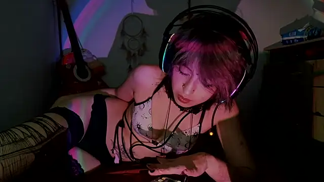 Snapshot of kittenpasive30 chatting on 6, 8, 2026 kittenpasive30 online show from 6, 8, 2026