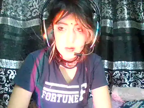 Snapshot of kittenpasive30 chatting on 17, 6, 2026 kittenpasive30 online show from 17, 6, 2026