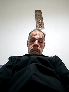 Snapshot of Reginald2000 chatting on 12, 6, 2026 Reginald2000 online show from 12, 6, 2026