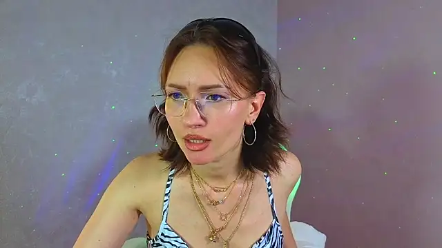 Emmiennova online show from 14, 6, 2026