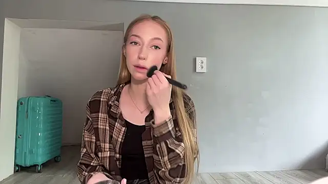 TraceyHowey online show from 29, 6, 2026