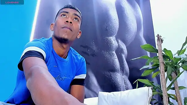 Snapshot of Axel_hunter15 chatting on 18, 6, 2026 Axel hunter15 online show from 18, 6, 2026