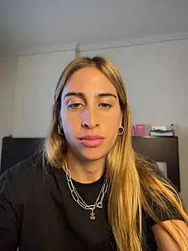 NicoleWilder online show from 23, 7, 2026