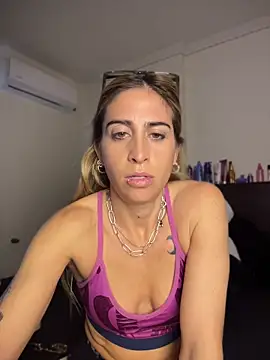 NicoleWilder online show from 5, 8, 2026