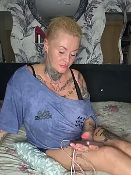 Snapshot of InkedMissLaBaehm chatting on 30, 6, 2026 InkedMissLaBaehm online show from 30, 6, 2026