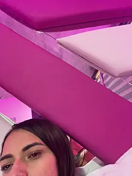  Melany Martinez online show from 20, 6, 2026