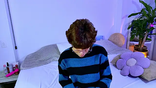 Samy Twink online show from 30, 6, 2026