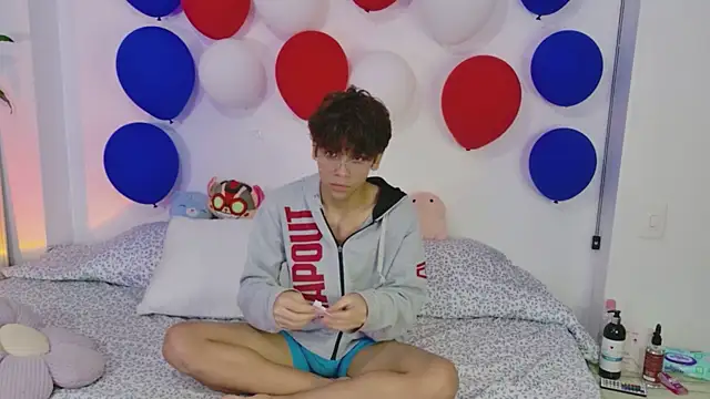 Samy Twink online show from 6, 7, 2026