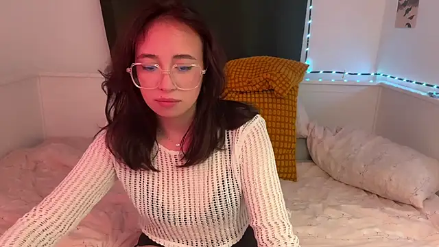 Snapshot of Hannari_ chatting on 14, 7, 2026 Hannari online show from 14, 7, 2026