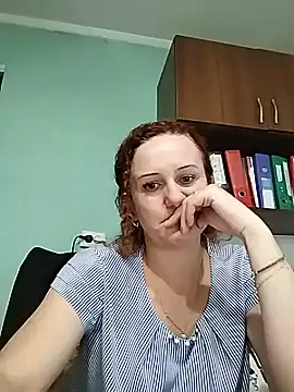 Snapshot of KarinaFlower99 chatting on 15, 7, 2026 KarinaFlower99 online show from 15, 7, 2026