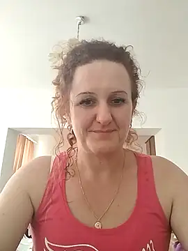 Snapshot of KarinaFlower99 chatting on 16, 6, 2026 KarinaFlower99 online show from 16, 6, 2026