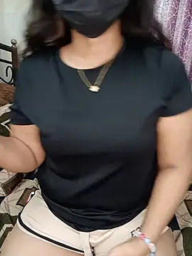 Snapshot of Gauri_Xx chatting on 26, 7, 2026 Gauri Xx online show from 26, 7, 2026