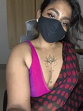 Snapshot of I_am_amisha chatting on 28, 7, 2026 I am amisha online show from 28, 7, 2026